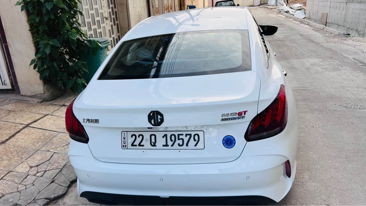 السلام عليكم

 النوع: MG GT
 الموديل: 2025
 ناقل الحركة: كير عادي (يدوي)
 الممشى: 15 ألف كم فقط

سيارة نظيفة جداً، استخدام شخصي، بحالة ممتازة وجاهزة للفحص بأي مكان. جميع الصيانات الدورية مجراة بانتظام، ولا تحتاج أي مصروف.

المواصفات:

* بصمة تشغيل ودخول
* شاشة معلومات وترفيه
* تحكمات على الستيرن
* تكييف ممتاز
* اقتصادية بالوقود
محرك 1500 تنفس طبيعي
مكفوله كفاله عامه
رقم اربيل سنويه وهزه لل2027  باسمي
كير عادي 6 نمر ويه البك

السعر:  99 ورقه قابل للتفاوض بالحدود المعقولة بعد المعاينة.

للاستفسار والمعاينة، يرجى الاتصال *********** ابو الحسن واتس اب او اتصال بغداد, العراق
