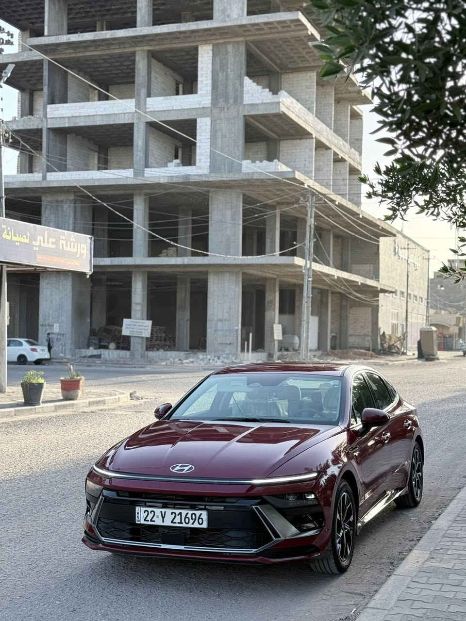 سلام عليكم
سوناتا sel 2024 
نص فول  مواصفات 
رادار امامي وجانبي وحساسات 
نقاط عمياء 
شاشة عدادات دجتل كبيره متصله
تحكم كشن سائق كهرباء ست وضعيات 
تدفئة المقاعد الامامية 
شفتات ستيرن 
شاحن لاسلكي 
وتشغيل عن بعد  
عداد المسافة 13 الف كيلو  

الحادث فقط بنيد جزء منه مرشوش

صور الحادث بلمنشور

السعر 195$ وبيها مجال للشراي يتصل على 

***********
