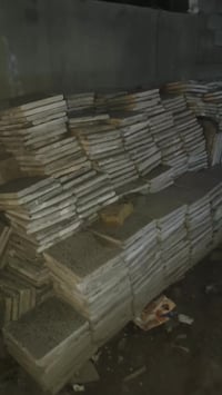 كاشي موزايك • نظيف • ٣٠٠متر