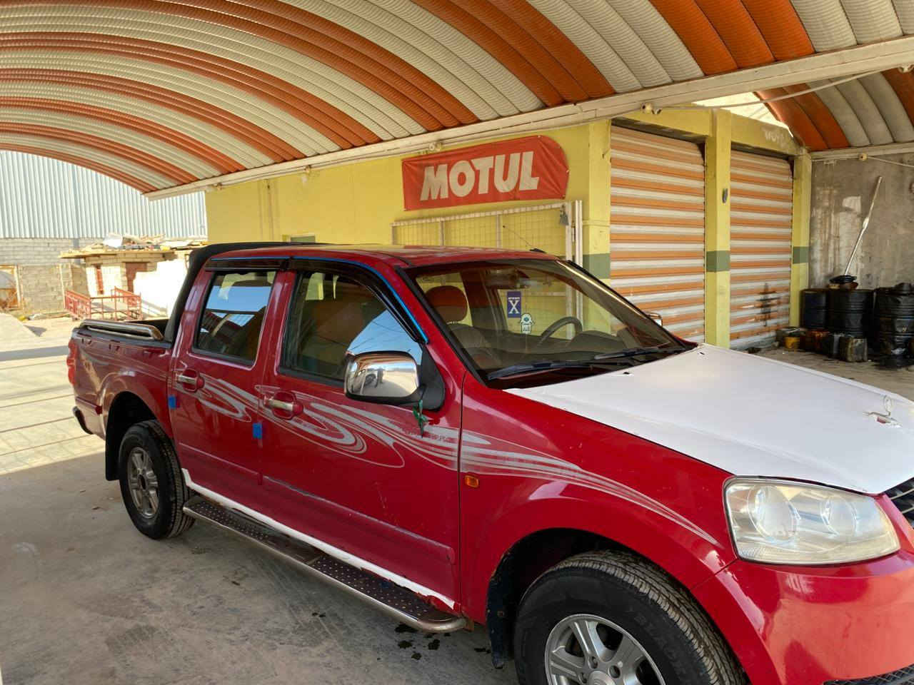 السلام عليكم كريت ويل 2012 سياره مكفوله من ضربه وتبديل والصبغ كير أو محرك أو حداديه أو أكسن وتخم تاير جديد أو تبريد شغال سياره خير من الله بيا خيسات قليله مكان السياره الديوانيه قضاء الشاميه السعر 65 بيا مجال حك جايهه ***********
