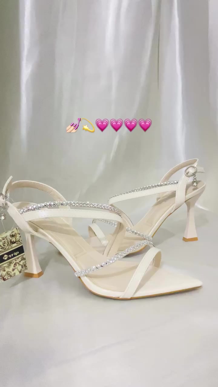 🫦💅🏻💗
السعر 20،000 
توصيل مجاني كلية الحله 
توصيل ألفين دينار داخل قضاء المحاويل


**إذا كنت صاحب هذا الإعلان وتريد حذفه لأي سبب، رجاءا أرسل رسالة إلى الدعم الفني**