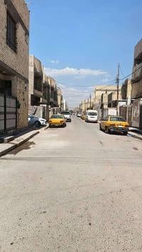 رفت للبيع المساحه ١٠٠م ////// كامل من ماء وربط مجاري والمنطقه مبلطه ال...