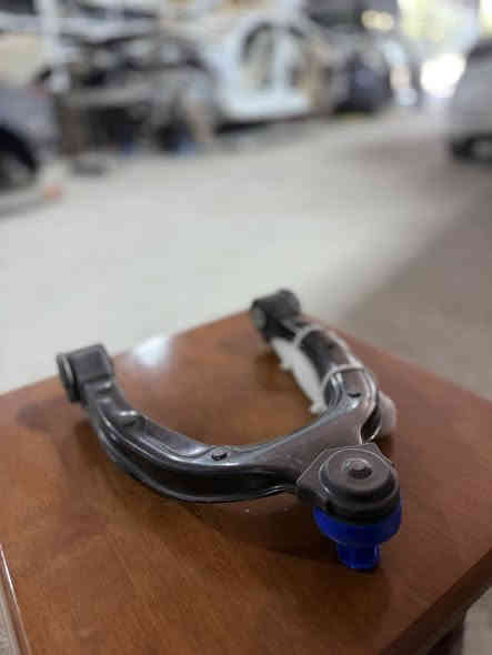 سلام عليكم 
مركز تسلا النجف 
يوفر جميع قطع غيار تسلا حداديه امامي وخلفي 
مودل 3-y- x-s  - سايبر تراك

***********
***********
