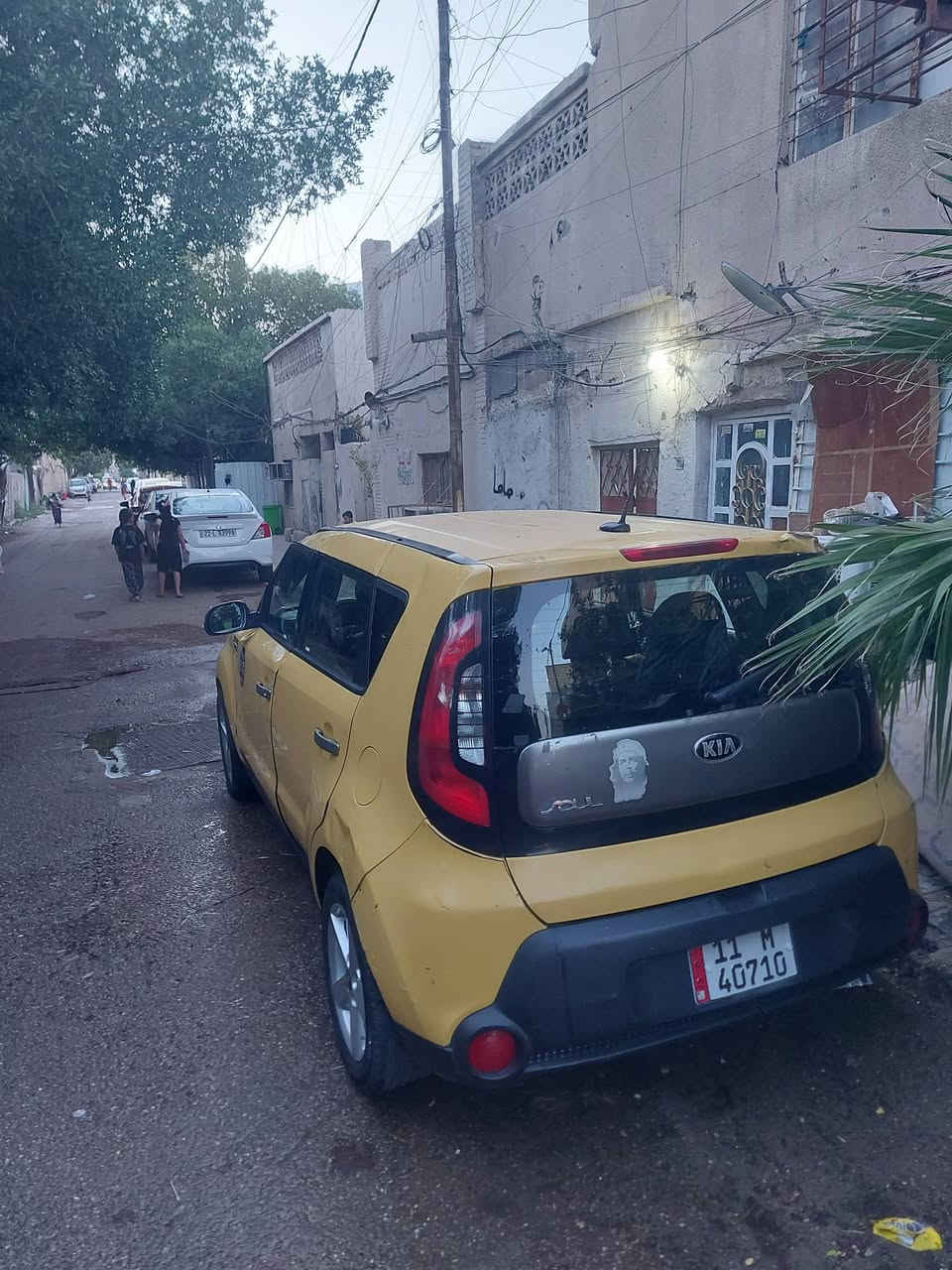 السلام عليكم كيا صول للبيع موديل ٢٠١٥ باسمي تحويل ثاني يوم مصفرة من كلشي بيها حادث ربع القمارة وربع البنيد كير مكينة صدر وتبريد وكهربائيات مكفولات 
بيع او مراوس بكوري فقط 
العنوان بغداد الشعلة 
*********** ابو ريان
