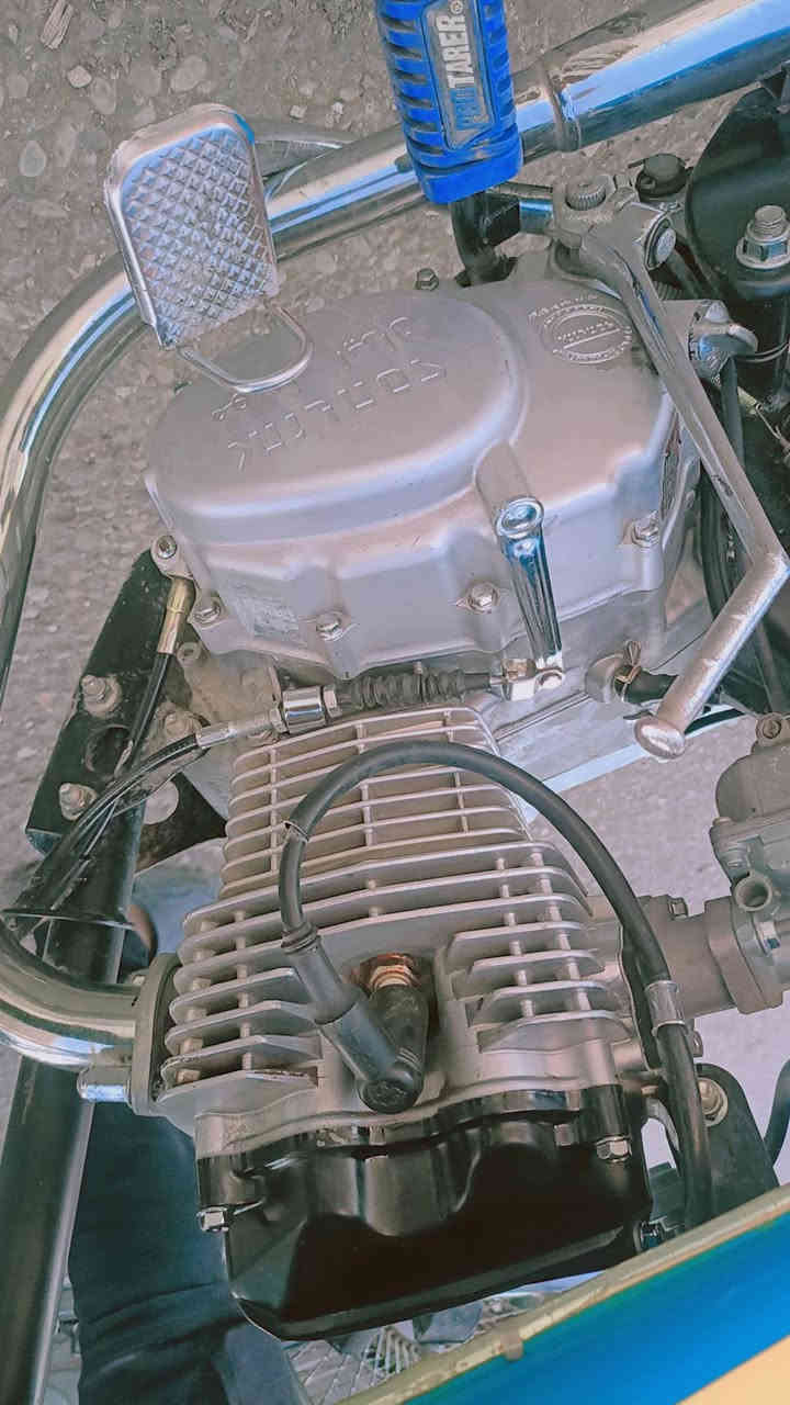 السلام عليكم
سولينك موديل ٢٣ محرك كبس لاصرف ولا بخار نشاط يشك الكاع دراجه مال جنيه سعره ٥٠٠ بي مجال للشراي ***********
