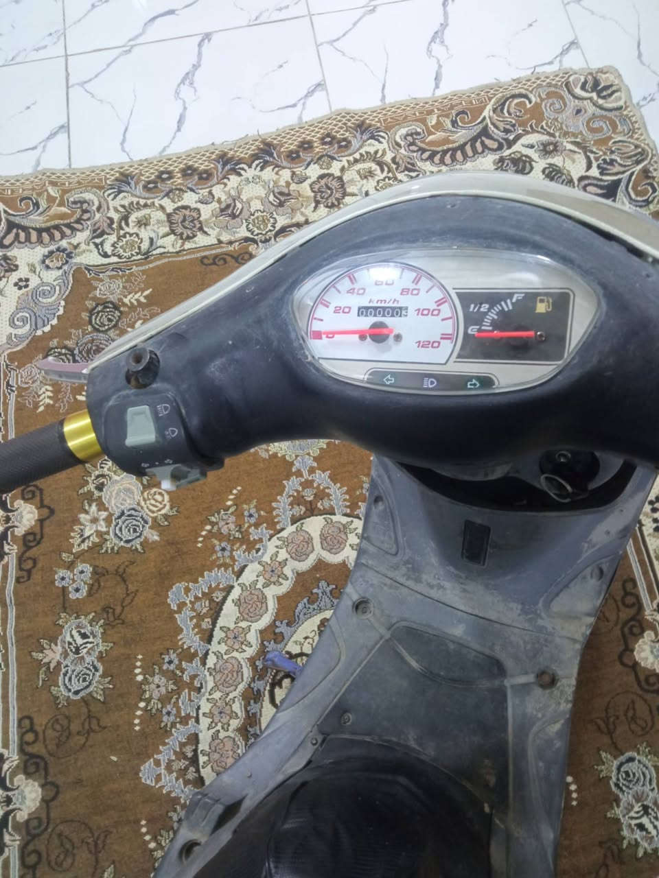 السلام عليكم دراجه ماكس للبيع مواصفاته كفرات مختمه محرك 49 الدراجه عوزه ترتيب بسيط سعر الدراجه 500 بيه مجال قليل حك اجيه مكاني حله ورديه خارج الرقم *********** تعال وبيك خير وتدلل 🤍
