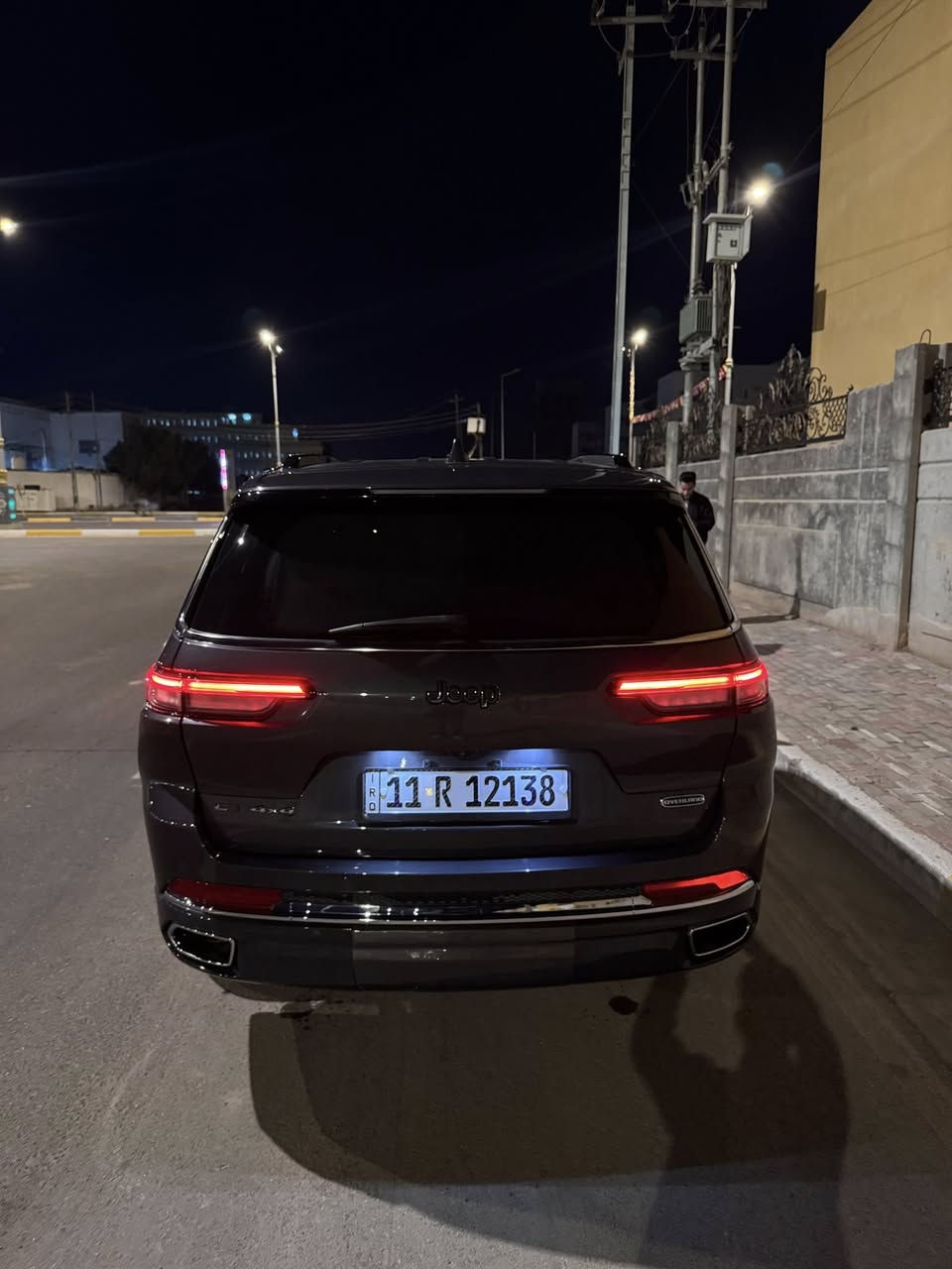 جيب كراند شروكي اوفر لاند 2022 🚨
رقم بغداد باسمي
فول مواصفات 
جكات كهرباء تصعد وتنزل السيارة 
سستم صوت ماكنتوش 19 سماعة 
دفع رباعي 
وضعيات قيادة 
اضائه لد متغيرة بالكامل داخل السيارة 
سقف بانوراما قابل للفتح 
بصمة تشغيل 
دخول ذكي في جميع الابواب 
عجلات المنيوم قياس 20 
7 مقاعد 
مقاعد جلد 
مقاعد امامية وخلفية تدفئة + تبريد 
شاشة لمس حجم كبير 
تحديد مسار ومحافظة على المسار 
حساسات امامية 
حساسات خلفية
نظام الكبح التلقائي 
مري كهرباء 
رادار امامي 
رادار جانبي 
هيتر بالمري 
تعتبم بالمري 
اوتو هولد 
اوتو ستوب 
خزن مقاعد 
مقاعد كهرباء 
٣ قطع تبريد 
جنطة ذكية كهرباء 
عداد دجتل متغير ثيمات 
وهواي مواصفات بعد
كير ماوس 
لد نهاري 
بكلايت لد
داخل مطعم بالصاج
تدفئة ستيرن
تبترونك
نظيفة جدا السيارة بدون اي نقص جاهزة من كلشي اي ملاحضة مابيهة تخم تاير جديد  
صبغ طرف الجامع والبنيد بدون ايرباك جديدة جدا
مكان السيارة كربلاء 
السعر 355$ وبيهة مجال 
للاستفسار 
***********
