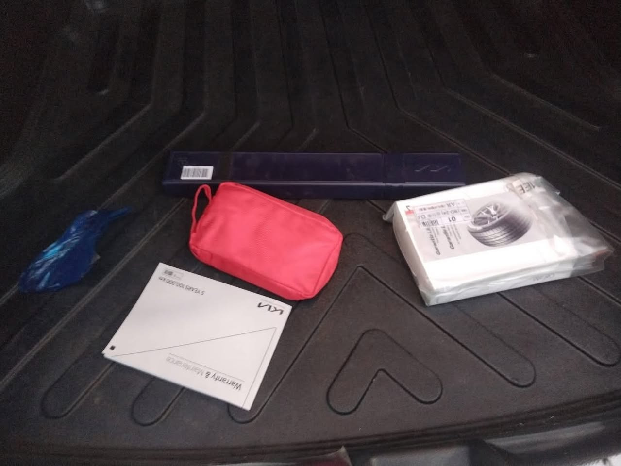 السلام عليكم ورحمة الله كيا سيراتو للبيع موديل 2024 شركه دوليه ضمان ماشيه 7 الاف  مكفوله كفاله عامه فول مواصفات ***********
