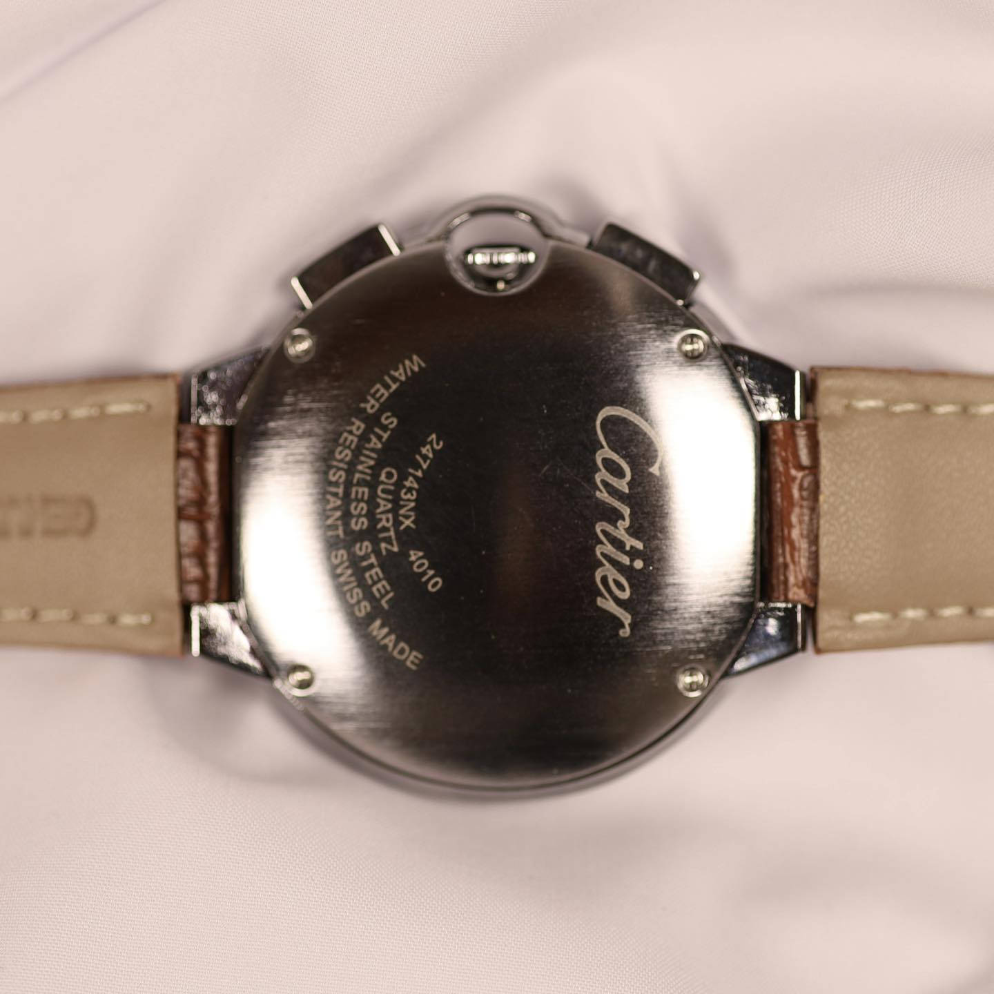 Zain_Watch
ساعة رجالية ماركة CARTIER

المواصفات 
.اللون ابيض حليبي
.ساعة توقف
.زجاج مقاوم للخدش
.السير جلد طبيعي باللون الجوزي 
.تاريخ يومي
.جميع السناتر شغالة
.ضهر ستيل براغي
.قبل كبس
.ضمان مدة سنة
.تأتي مع علبة جلد

السعر (45.000)
يوجد توصيل لجميع محافظات العراق
(التوصيل من يوم الى ٣ايام)

للإستفسار:***********
او مراسلة الصفحة
♦️التصوير داخل الصفحة تصويرنا

#ساعات #رجالي #توصيل #f #اكسسوارات #العراق #m #a #ملابس #ماركة #tiktok #instagram #fashion #facebook #تجميل #أناقة #هدايا #هدايارجاليه #هدايامميزة #ضمان #hublot #followforfollowback #explorepage #ex #explore #share #like #instalike #save #money
