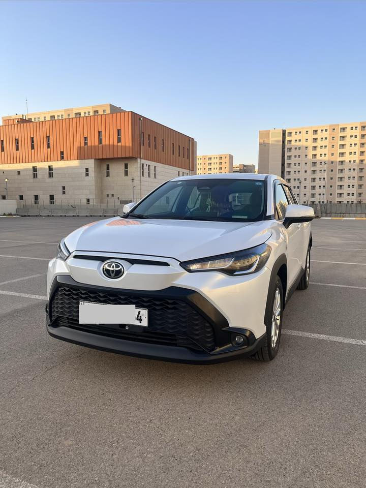 فروتلندر 2024 TOYOTA FROTLANDER
✅ السيارة كامل مواصفات 
✅ محرك 2:0 هايبرد ☘️
✅ فتحة سقف 
✅ لايت زنون + كشافات 
✅ ويل 17 
✅ رادار + تحديد مسار + حساسات خلفية 
✅ زجاج السيارة مغلف عازل حرارة بالكامل 
✅ التبريد مناخ منفصل 
✅ المقاعد جلد احمر
 
⭕️ السيارة ماشية 21 الف استخدام نظيف 
كفالة عامة (كير ومكينة وبدن) ماعدى بارد قليل بدون صبغ باب الجنطة 
رقم السيارة انكليزي تحويل مباشر بأسمي 
مكان السيارة_بغداد مجمع بسماية 
للأستفسار الاتصال ‭0772 699 3099‬
واتساب ***********
