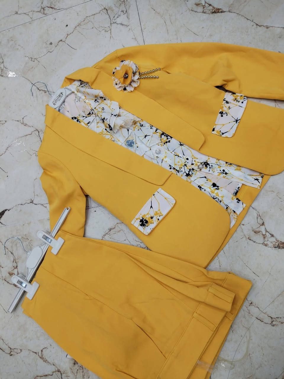 قاط بناتي و محير 10000 محلات مساعد (وسط سوق القيارة للملابس)


**إذا كنت صاحب هذا الإعلان وتريد حذفه لأي سبب، رجاءا أرسل رسالة إلى الدعم الفني**