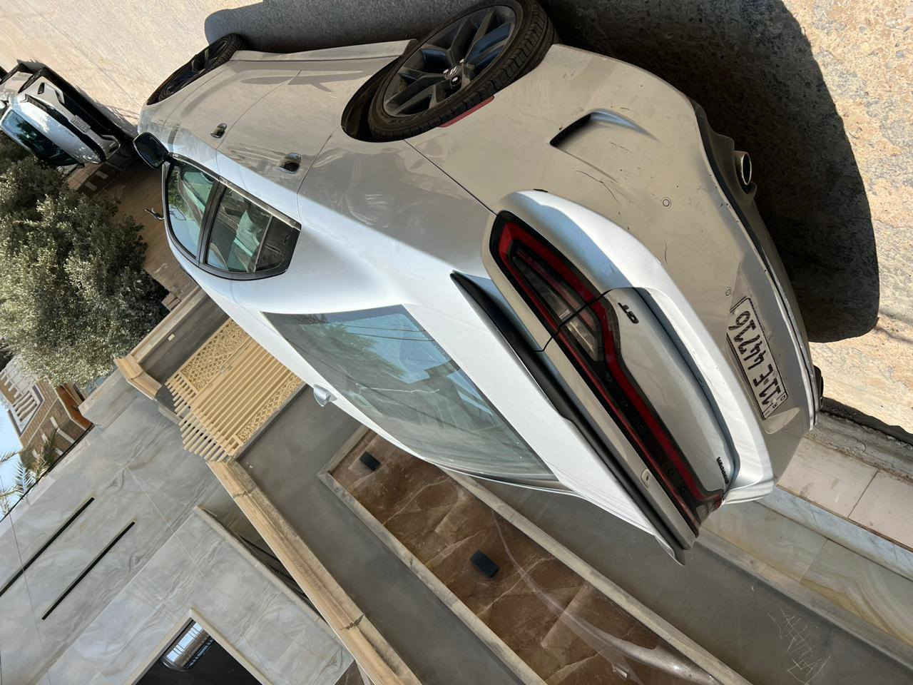 السلام عليكم جارجر للبيع جي تي فول مواصفات بها قطعتين صبغ موديل 22 مكان ديالى السعر خاص سياره بسامينا من عدا الفتحه ما بيها
