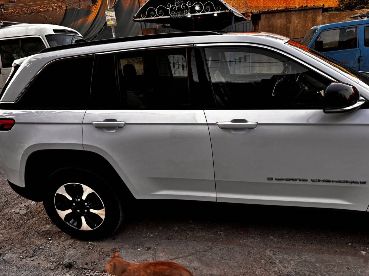 السلام عليكم 
جيب هايبرد وكهرباء موديل 2024
حادث فقط بنيد صبغ بدون شواصي او لغود وصور الحادث مرفقة
محرك 2000 توربو
فول مواصفات 
بصمة 
رادارات
قطعتين تبريد
تدفئة كشنات امامي خلفي
السيارة نظيفه ومابيها نقوصات
ماشية ٩٠ الف
السعر ٢٧٥ ورقة وبيها مجال 
للاستفسار رقم صاحب السيارة 

+964 774 056 0333

مكان السيارة بغداد


**إذا كنت صاحب هذا الإعلان وتريد حذفه لأي سبب، رجاءا أرسل رسالة إلى الدعم الفني**