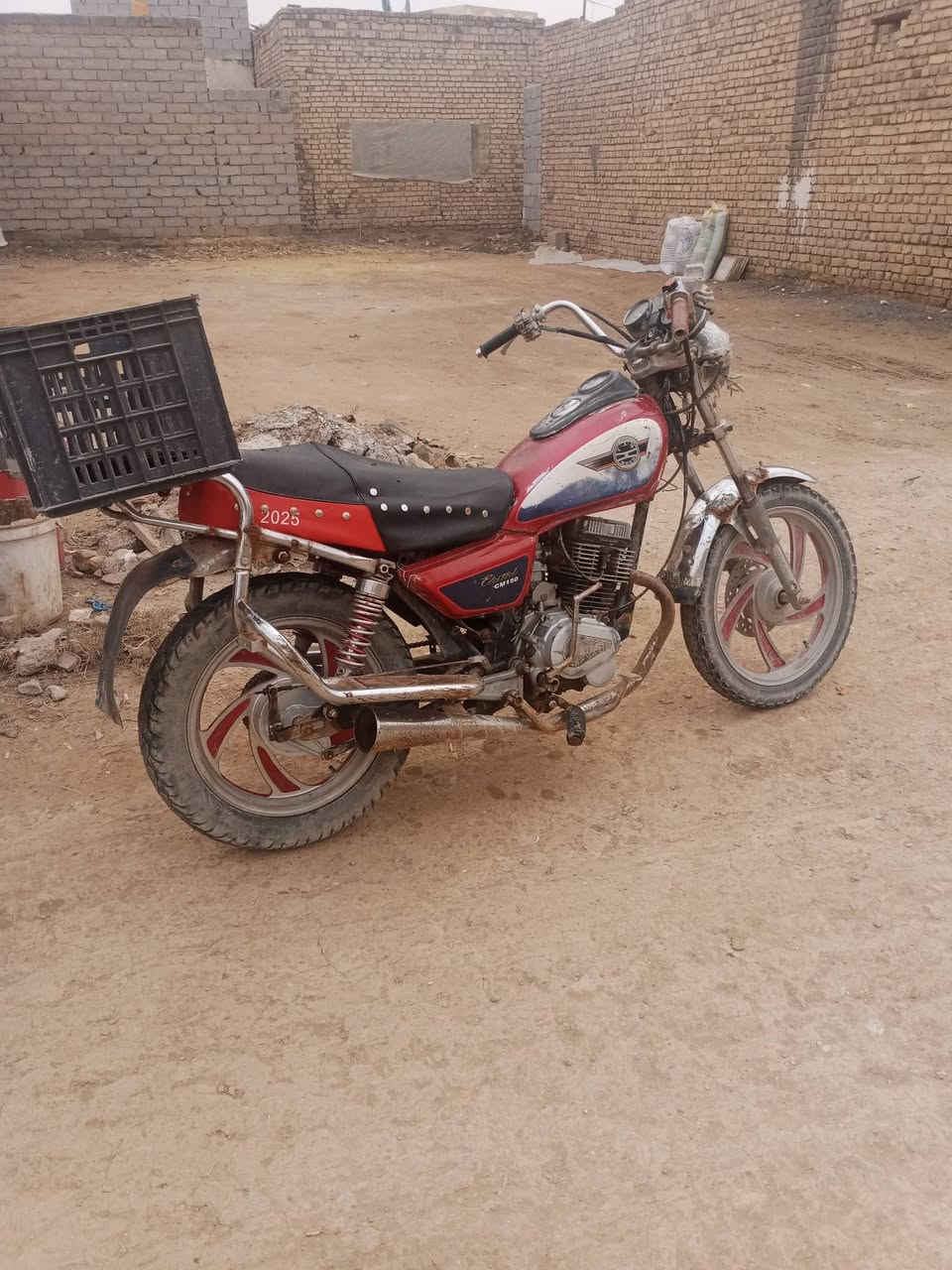 للبيع تاي موته مديل 15اوراق اصولي كهربائيات كلها شغاله سلف هندر لايت مكاني شطره السعر 350قفل ***********
