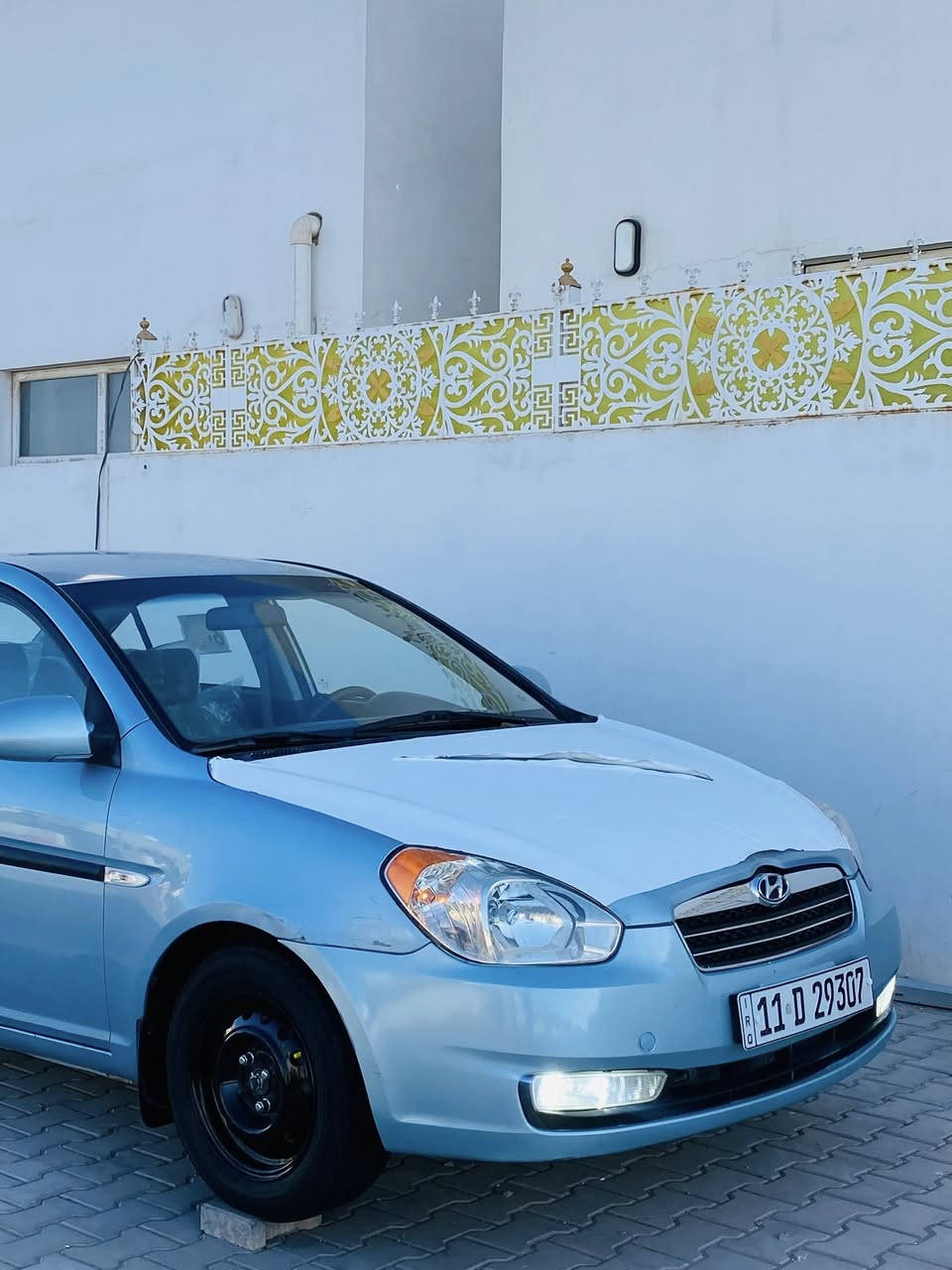 السلام عليكم 
اكسنت خليجي 
موديل 2008
لون سمائي مميز 
محرك 1600 
كير و مكينه جديد 
حداديه جاهزه 
تبريد ثلج ❄️ 
داخل  بيجي 
تخم  تاير جديد 
البنيد ربعه بي صبغ 
وجاملغ الخلفي بي صبغ بس 
رقم بغداد نكليزي مجدد ل 30 
بسمي المكان النجف الأشرف 
السعر ( 85 $) وبيه مجال 
رقم الهاتف : *********** 📞
