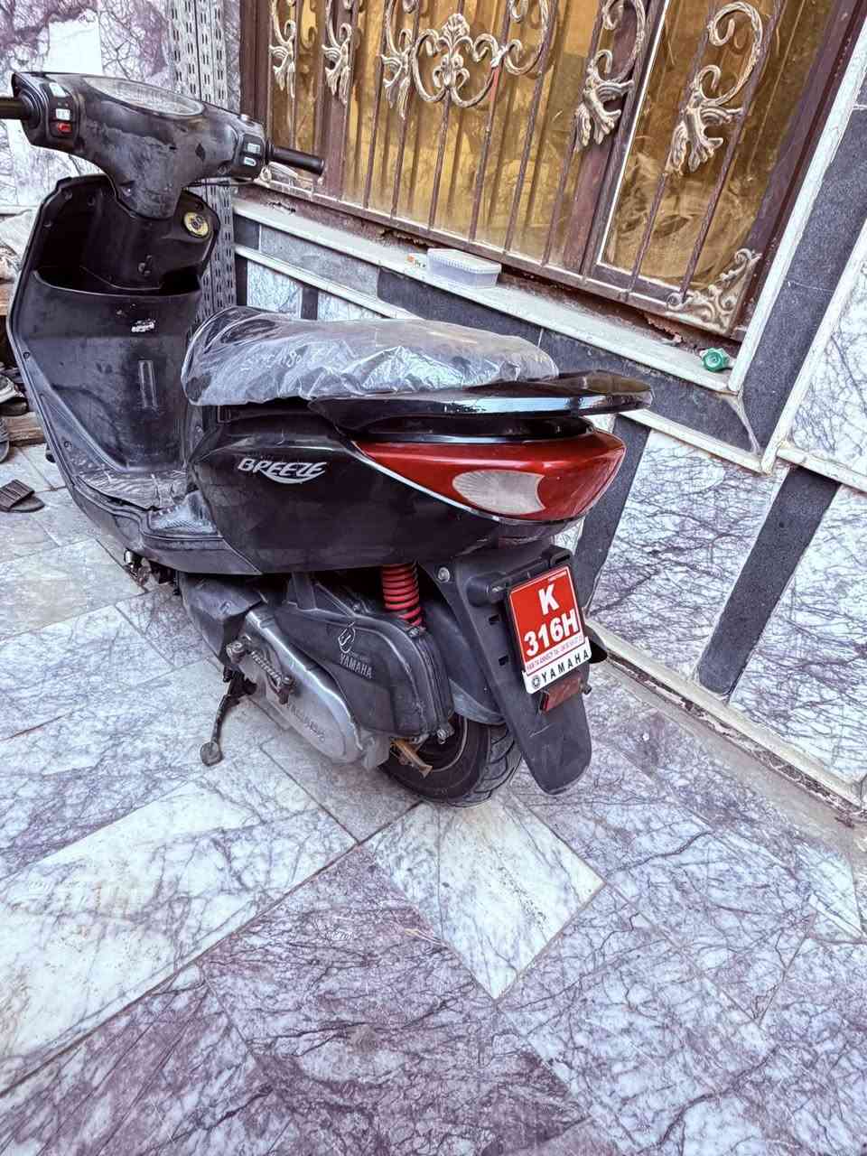 سلام عليكم دراجه بريز  للبيع دراجه مكفوله كفاله عامه سعر دراجه 650وبيها مجال قليل العنوان بلديات مخازن سمنت رقم ***********8
