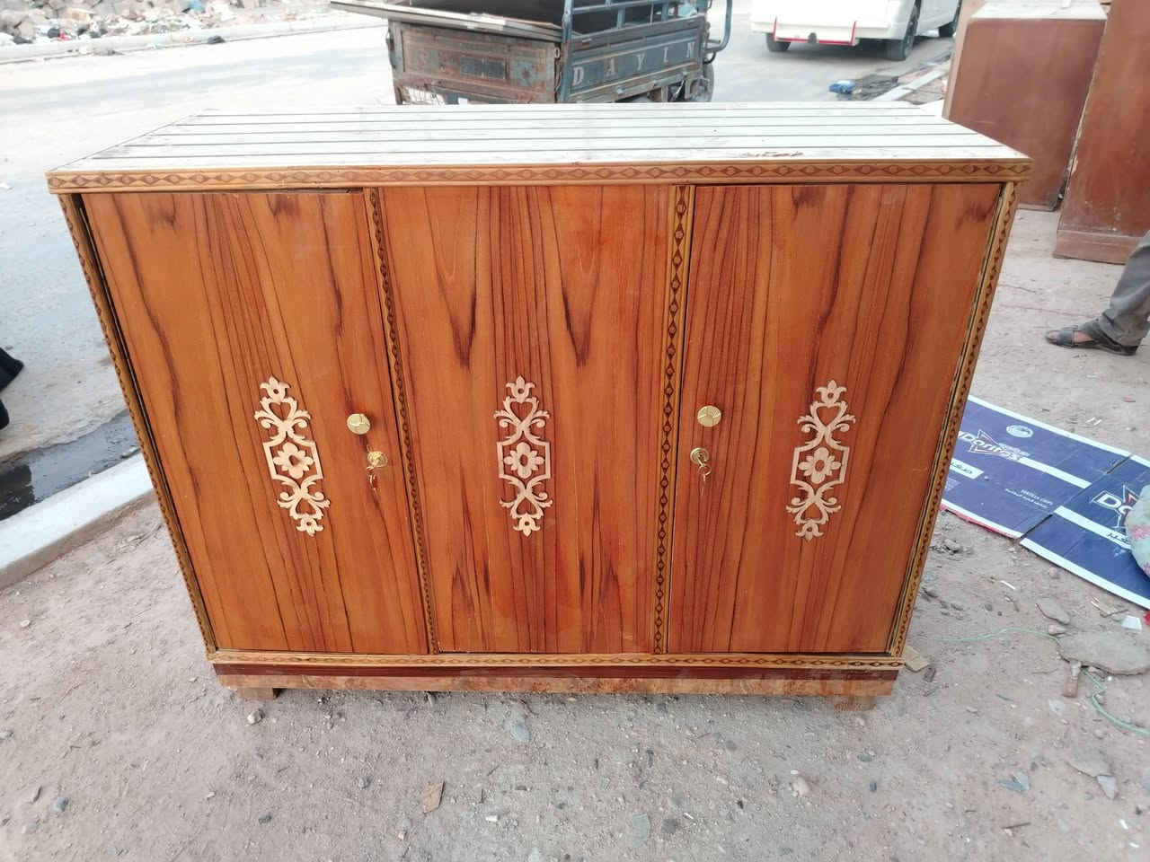 التوصيل مجاني داخل الزبير 
بوفيات عدد 4 السعر والقياس جوه 👇
قياس متر وربع ٦٠ الف
قياس متر ونص ٧٥ الف
قياس مترين ٧٥ الف
قياس مترين ونص تزكام ١٧٥ الف
مكاني الزبير
يوجد توصيل للبصره


**إذا كنت صاحب هذا الإعلان وتريد حذفه لأي سبب، رجاءا أرسل رسالة إلى الدعم الفني**