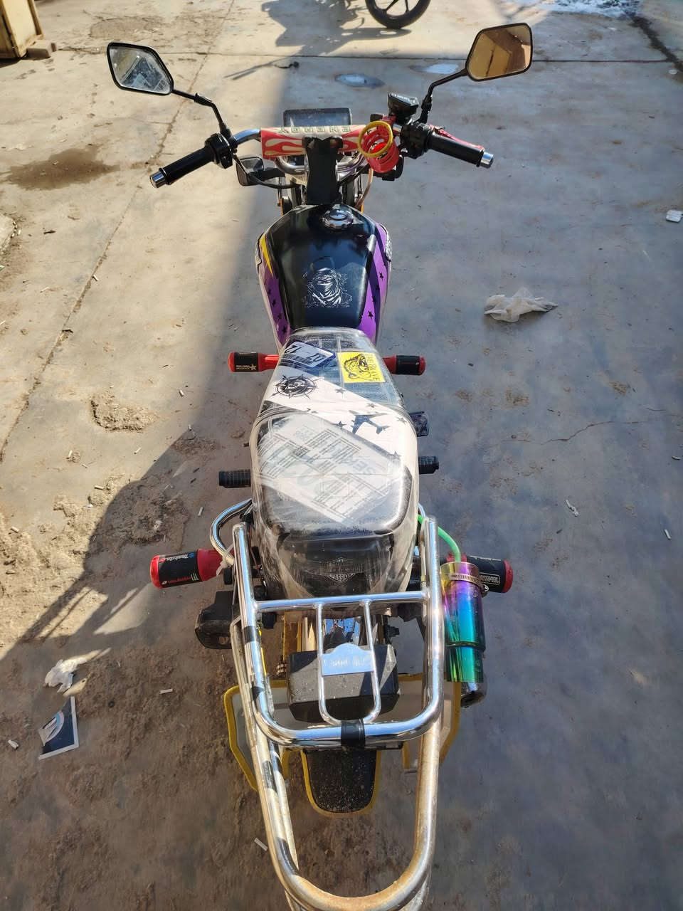 دراجة سونيك ايراني موديل 2025كفالة عامة وياهة كرت معرض مكاني ديالى ناحيه العضيم شراي يتصل ويدلل***********
