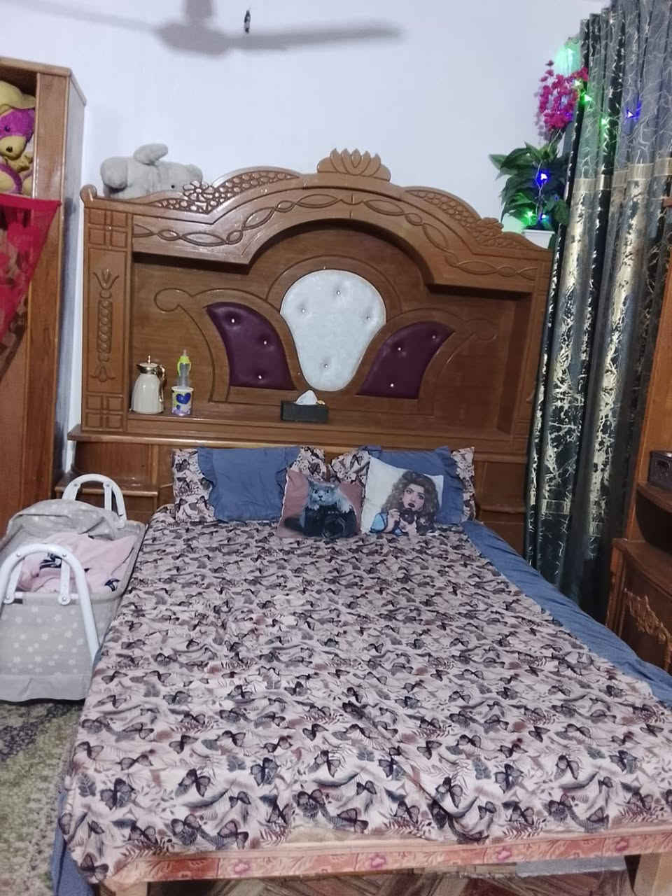 غرفه أخشاب تفصال للبيع 
طابقين للبيع العنوان الحسينيه قرب المفرك العطيشي تفاصيل الاتصال الرقم 
***********
