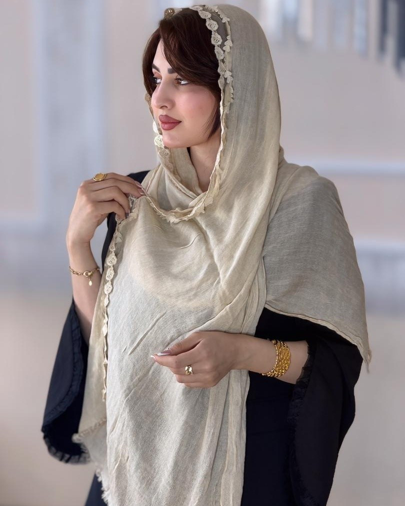 #حجابات_ماركة_عنوان_الاناقه🌸

لعشاق الفخامه والاختلاف

#شال تايلندي مشغول 
___________________________

‎زورونا  في موقعنا الكائن 👇👇👇
‎الانبار_هيت_حي الجمعية _ مقابل مدرسه الصمد

#للحجز_السريع_واتساب ***********

صفحتنا عبر الانستغرام

Marka_shal
‎يتوفر خدمه توصيل لكافه انحاء العراق 🚙🚕🚗
