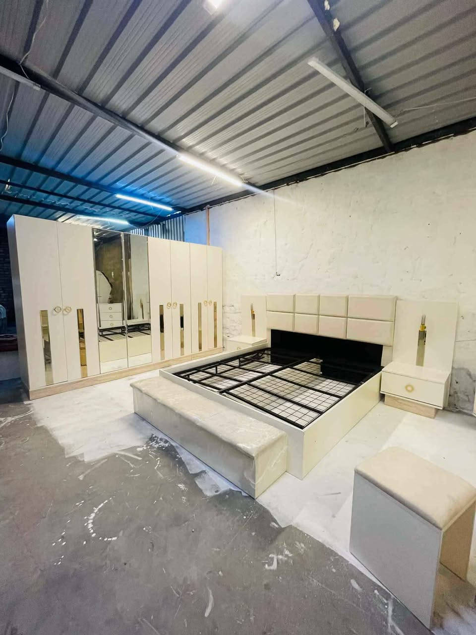 غرفة نوم مستعملة🇹🇷
موديله حديث 💥
 نضافة100٪💯
عدد القطع / 10 
الضهر بلوك
جربايه مخزن 🛌💥
شازلون / مخزن 📥
نضام / أبواب نظام هيدروليك
الضهر بلوك💢 
سعرها / مليون و50 قفل 🔒💸
شد ونقل داخل بغداد مجاني🚛
يوجود توصيل محافضات 🚛 بغداد, العراق


**إذا كنت صاحب هذا الإعلان وتريد حذفه لأي سبب، رجاءا أرسل رسالة إلى الدعم الفني**