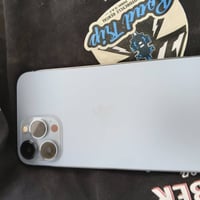 ايفون 13 برو ماكس ذاكرة 256 بطارية 84 لون بحري  الجهاز ما مفتوح  نموذج...