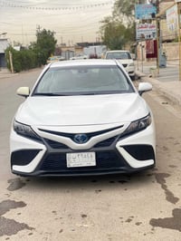 كامري 2023 SE للبيع وارد امريكي   بجم كبس  هايبرد رقم بغداد تحويل مباش...