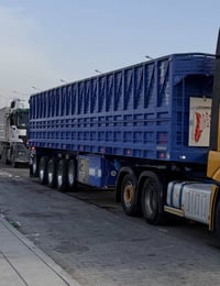 للبيع عربانه حداديه الجرف حالد الجنابي شاصي 16 طول ماله 13:60  خمس محا...