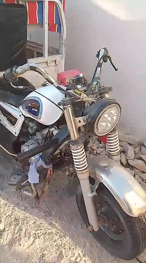 ستوته دايون موديل 2019 فحل بيها المحرك كاظ والباقي كلها جاهزه اوراق السعر 850بيها مجال مكاني ناصريه مركز ***********
