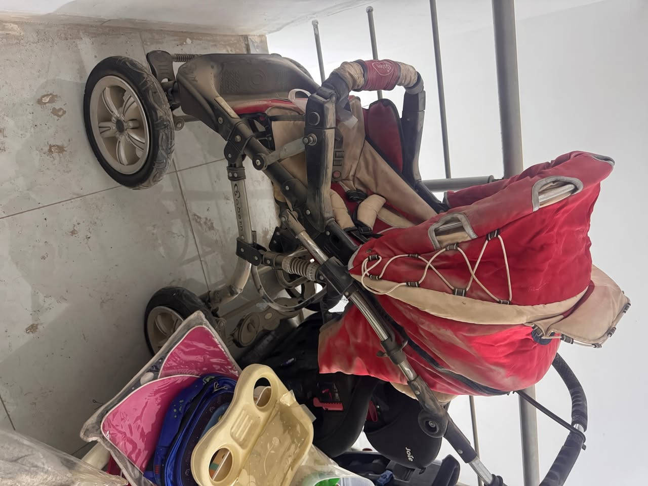 عندي عربانه طفل ابد ماطالعه بيهه شارع ولا مستخدمه صارلهه سنه متروكه وبس تراب يروح ترجع جديده ماخذتهه ب250 والله وصلهه موحود ورايدتهه ب125 وبي مجال ماركه وتتخمل وزن كلش وبيهه دبلات


**إذا كنت صاحب هذا الإعلان وتريد حذفه لأي سبب، رجاءا أرسل رسالة إلى الدعم الفني**