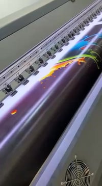 طابعة ٣٢٠ • ٤ هيد كونيكا • نظيفة