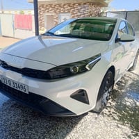 للبيع كيه سيراتو 2024 مكينه 2000 ماشيه 21الف مكفوله كفاله عامه مابيها ...