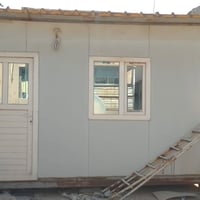 كرفان ٤ *٤ نظيف جدا موجود في بغداد الغزالية فوق سطح البيت السعر مليون ...