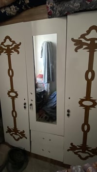 كنتور • ميز تواليت