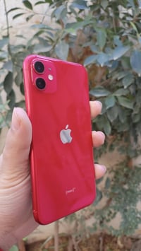 آيفون ١١ • ١٢٨ • شاشة مستبدلة