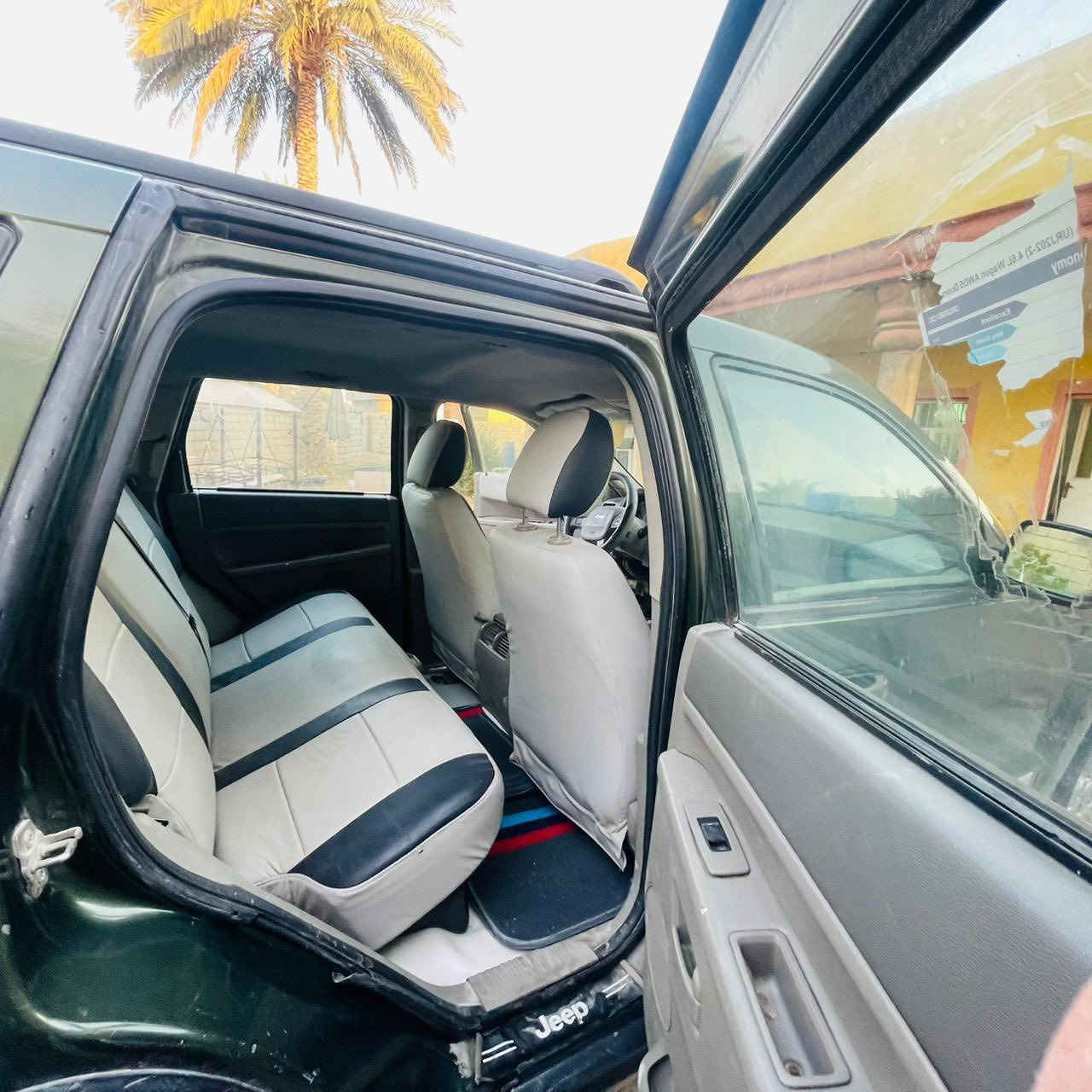 سلام عليكم جيب لاريدو موديل 2007بسمي رقم بغداد مكينه كير تخم تاير تبريد/دواخل كوله جديد السياره بلاديه  بيه صبغات اثر شخوط مال جناي ترايك وين ميعجبك  سعر 85 وبيه مجال بسيط ***********
