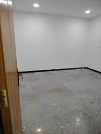 توفر شقه حديثه كرادة داخل قريب بانزين خانه ابو اقلام غرفتين وصاله وخدم...