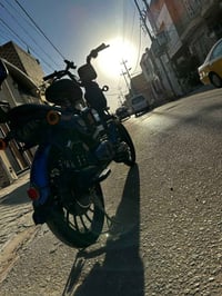 كهربائية • شاشة مكسورة • شغالة