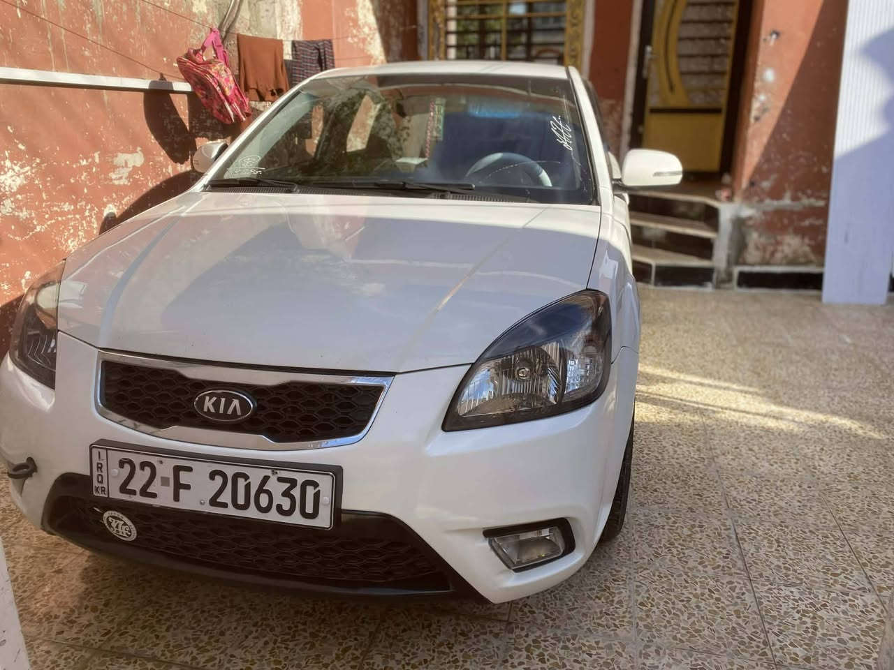 كيا ريو للبيع موديل 2012 جاملغ امامي يمين صبغ بدون دواخل  وبدون بارد سياره حيل حلوه داخل أسود برايد محرك 16 ومنظومة غاز 102 وبي مجال 
***********
***********
