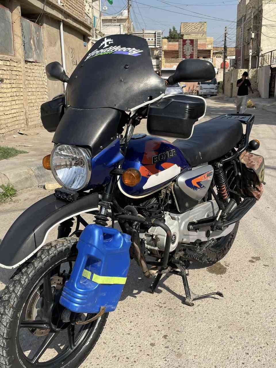 السلام عليكم بوكسر 21 جديدة الدراجة لاتنقيص ولا تبخير تخبل ما ناقصهة شي  رقم بغداد بسمي بنفس اليوم احول.   السعر 2000 مليونين وبيهة مجال مكاني بغداد الحسينية مال راشدية ***********
