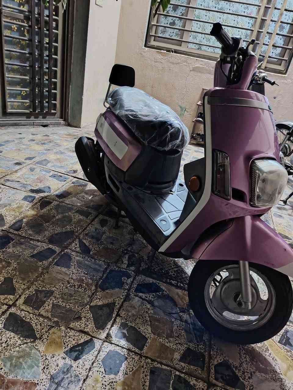 بوليس ٢٠١١مصطره ختم واحد ويه المكينه دراجه خير من الله شرط مامفتوحه وي مصلح توديه 👉 مكان  كربلاء حي السلام  رقم فقط واتساب *********** سعر 900 وبيه مجال قليل ❤️
