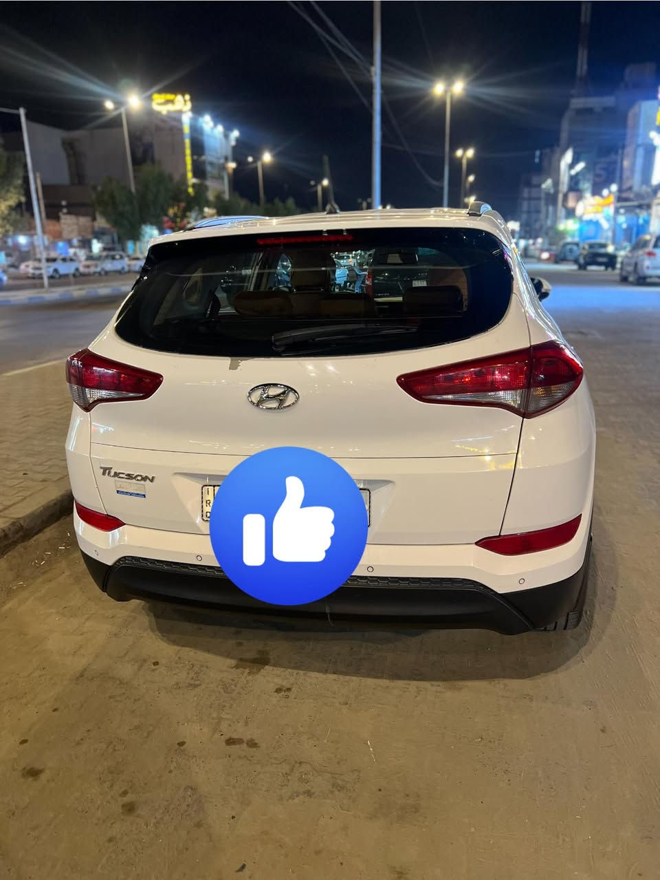 توكسان 2017 وارد خليجي للبيع باسمي 
السيارة جاهزة من كولشي ماعيزه برغي موجودة بالنجف للتواصل واتساب فقط على الرقم *********** ربع بنيد امامي فقط  . 
السعر / 169 ورقة فقط 
ماشية / 126 كيلو متر 
اللون / ابيض 
المواصفات / 
محرك 4 سلندر 2.0 بنزين
 • ناقل حركة أوتوماتيك
 • دفع أمامي
 • لون خارجي أبيض
 • مصابيح أمامية LED
 • كشافات ضباب
 • جنوط ألمنيوم
 • مرايا كهرباء
 • نظام ABS + Airbags
 • مكيف هواء ممتاز
 • شاشة وسطية + بلوتوث (حسب الفئة)
 • 5 ركاب – سيارة عائلية مريحة
 • صرفية وقود اقتصادية
