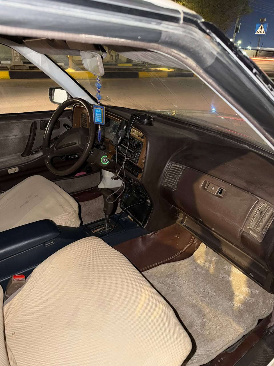 هارتوب مديل 90 كصيف السياره مكفوله من الضربه والنقل والكص رقم بصره مرحله 27 مكينه ثنين ونص ديلكو تبريد شغال بيه بدايه بكن اول تشغيله حداده جديده غرفته جديده سنتر لك شغال بجم كامل سيدان السعر 40 مجال قليل او مراوس حسب القناعه مكاني بصره ***********
