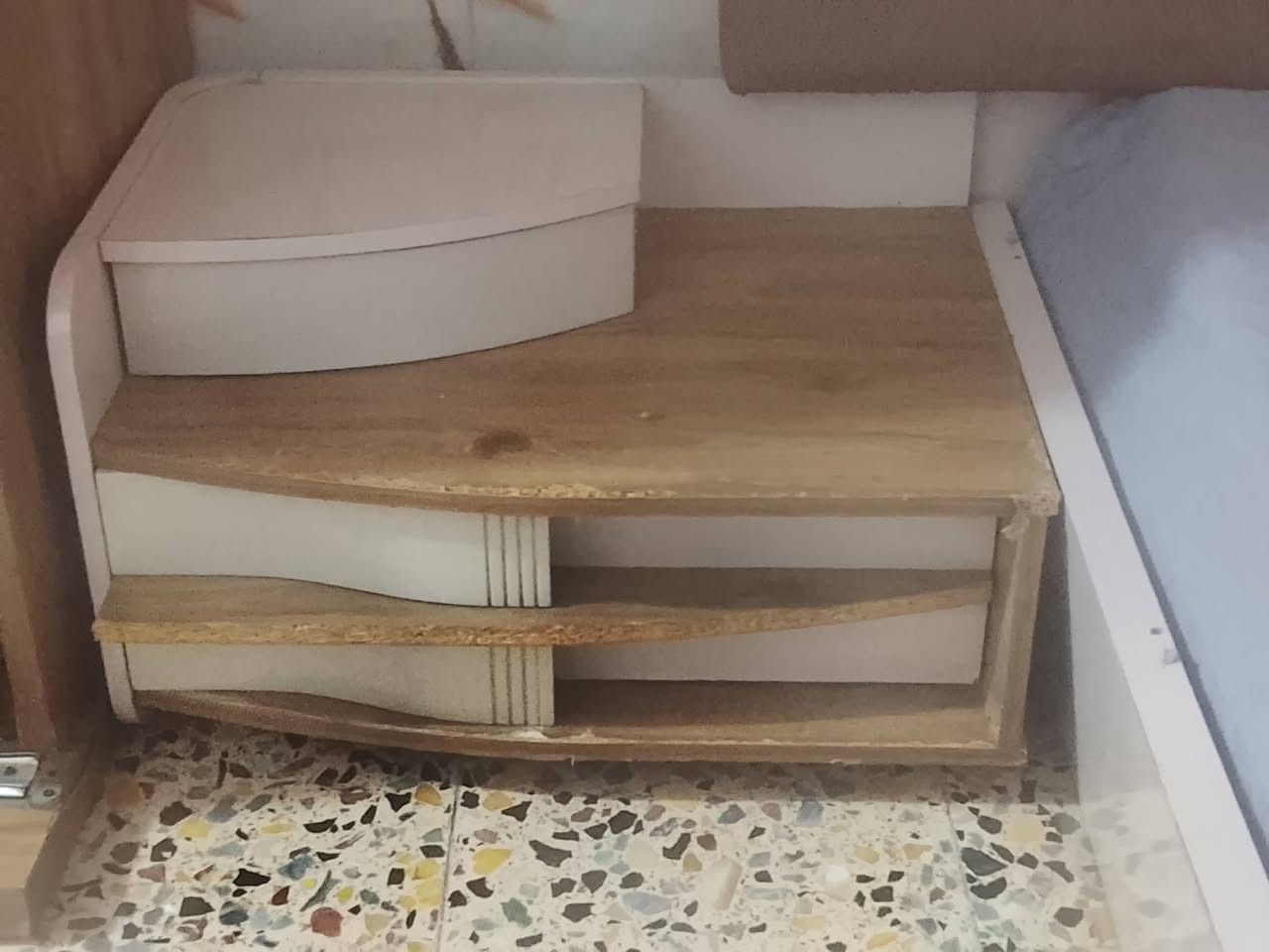 البيع غرفه تركيا ضخمه سلايت 6 قطع سعر 350 الف مكاني بغداد الجديده وتساب ***********
