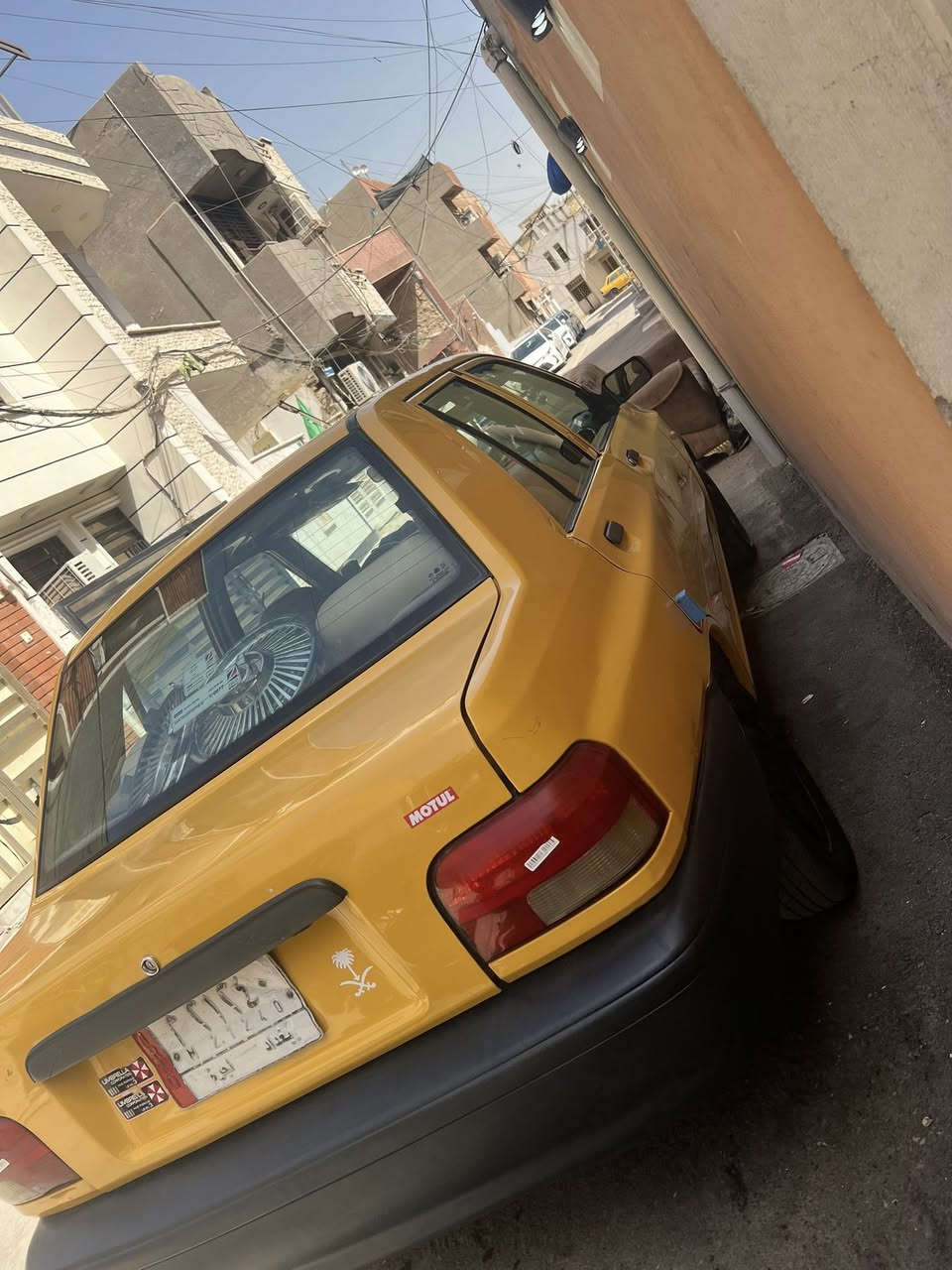 سلام وعليك سايبة  مديل 2015
بدون صبغ بس تكحيل بل داير بدون ضربة ولا تبديل سيارة جاهزة تبريد ثلاجة  منضومة كاملة مبدل قبل سبوعين عينة صينية جدد شادهم سيارة مامشتغلة تكسي الله شاهد 
هية مصفرة ورقهما تكليزي باقي عل استلام بس ماعندي مجال اروح استلمة
سعر 36 مكاني كرادة كم سارة وهاذة رقمي ***********
