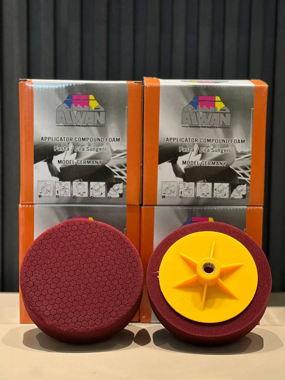 متوفر حالياً كل ما يخص مراكز العناية ب السيارت 👍 
جميع انواع المناديل ⚡
جميع انواع الاسفنج والفروات 💯
اللواسق الورقية ❄️
الشسوارات الحرارية 🇧🇪
يوجد توصيل الئ كافة محافظات العراق 🇮🇶 
للاستفسار 
***********
***********
