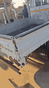 سلام عليكم سياره دبل قماره 2014 بيهه ملاحظات وتصليحات شي قليل رقم اربيل دولي.  سياره بسمي مكان بغداد رستميه رقم. ***********.     سعر.  125
