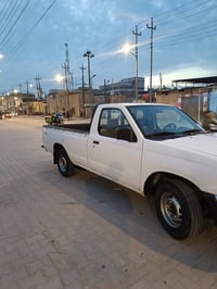 نيسان بيكم • ٢٠٠٢ • رقم واسط