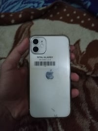 ايفون 11 العادي بطاريه 87 مساحه 128 استخدام شهر او اقل السعر 270 الف و...