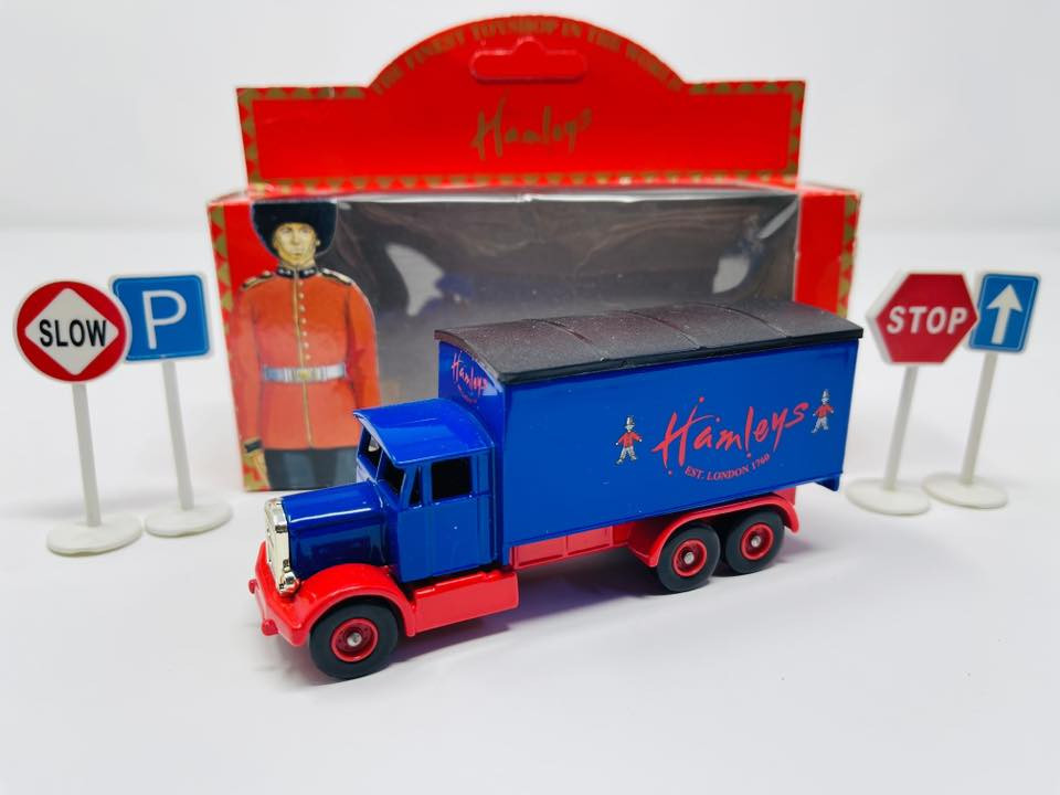 🚗🇬🇧 سيارات إنكليزية كلاسيكية أصلي
🔩✨ صناعة حديد • إنتاج قديم
💠👌 جودة عالية • تفاصيل راقية
🎯🧳 مناسبة لهواة الجمع والقطع النادرة
📈💎 اقتناء يضيف قيمة وأناقة لأي مجموعة


**إذا كنت صاحب هذا الإعلان وتريد حذفه لأي سبب، رجاءا أرسل رسالة إلى الدعم الفني**